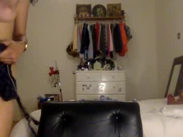 Naked cam girl tomboyskank image #3462418