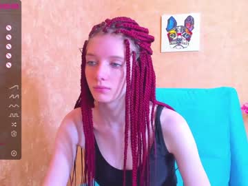 Naked cam girl cristal_moli image #3676586