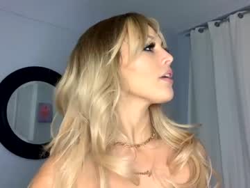 Naked cam girl rorydiva image #2607812