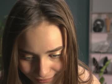 Naked cam girl dream_knockers image #1987536
