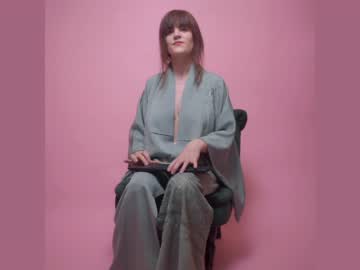 Naked cam girl claire_moulin image #2956144