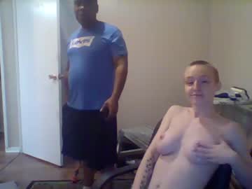 Naked cam couple kalielizabeth5 image #2343801