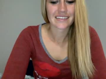 Naked cam girl smexxii93 image #2897673