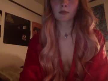 Naked cam girl effylee777 image #1049343