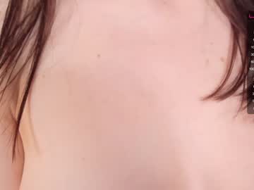 Naked cam girl _blackbee_ image #1320400
