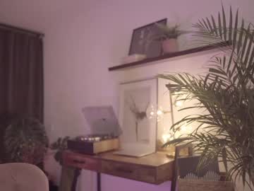 Naked cam girl soulvanah image #3055737