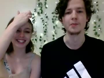 Naked cam couple leojamie image #899192