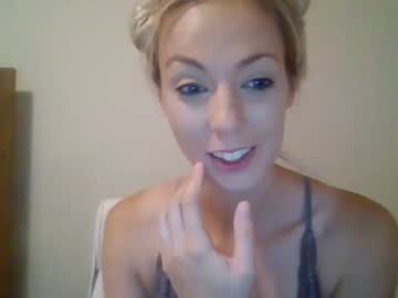 Naked cam girl itwasntaphasemom image #1702480