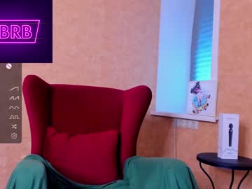 Naked cam girl cristal_moli image #3611367