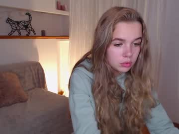 little_kittty_ naked cam