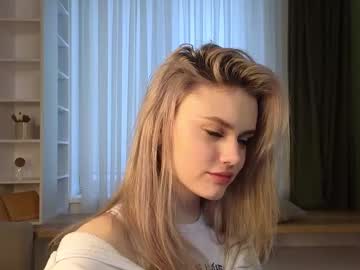 Naked cam girl catecrago image #4056252