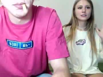 Naked cam couple ellie_mcqueen image #3007009