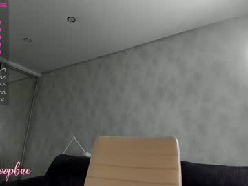 Naked cam girl tia__moon image #2057521