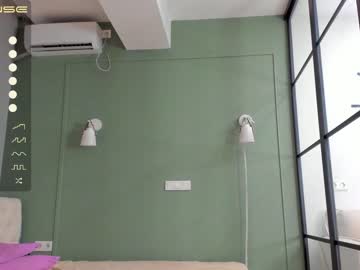 Naked cam girl chan_lia image #2426069