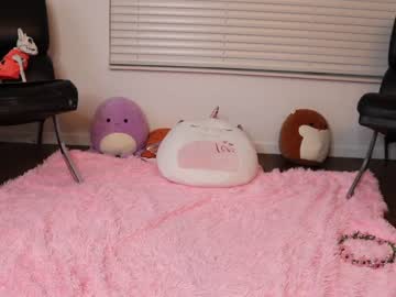Naked cam girl lexi_laine image #2827628