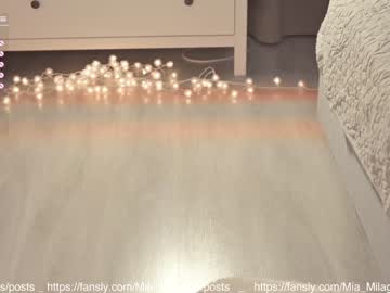 Naked cam girl mia_milagros image #2735223