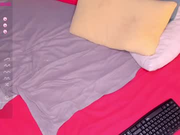 Naked cam girl choesmelori image #1999376