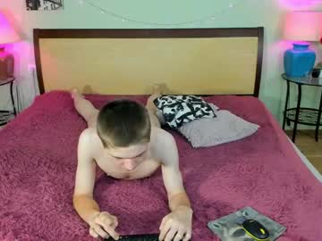 elion_star naked cam