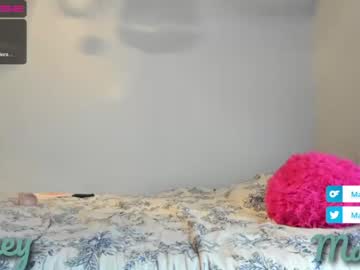 Naked cam tranny maddi_avalon image #2947864