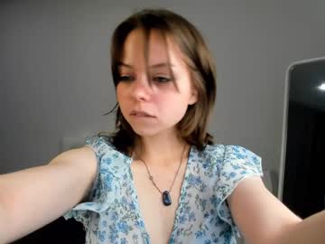 Naked cam girl cheril_landry image #2306394