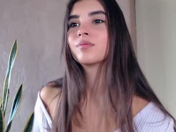 Naked cam girl nika_la image #2645876
