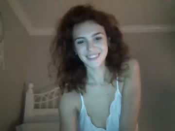 Naked cam girl magnoliahunter2002 image #878048