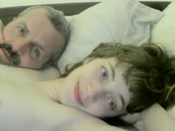 daboombirds naked cam