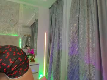 Naked cam girl sweety_rinushka_ image #3186615