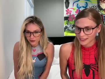 Naked cam girl babykittykat444 image #3987883