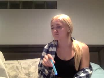 Naked cam girl lilliana543 image #70622