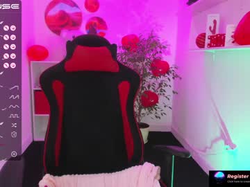 Naked cam girl lana_me image #3732371