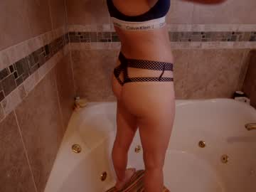 Naked cam girl chroniclove image #2045908