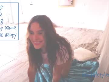 Naked cam girl kendalltyler image #147386