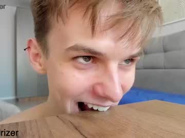 Naked cam man horny_jerk_roy_prick2001 image #1977463