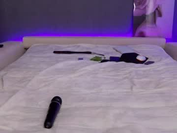 Naked cam girl cinderelllla image #2839249