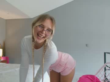Naked cam girl why_not_babyy image #3389650