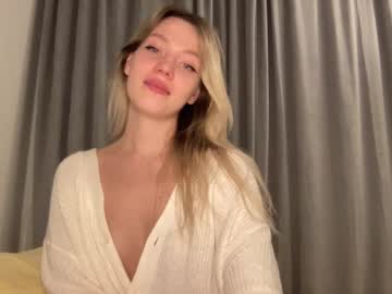 Naked cam girl angel_from_sky image #1679876