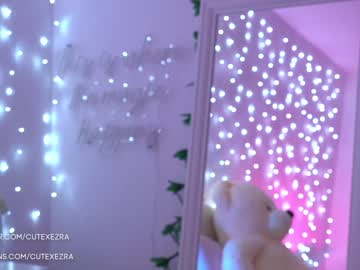 Naked cam girl ezra image #1449004