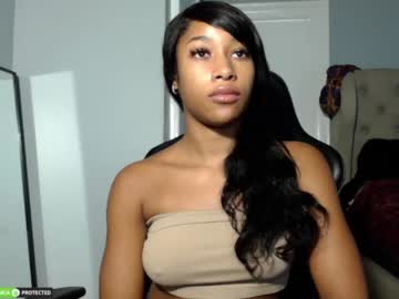 Naked cam girl gyalxoxo image #2891073