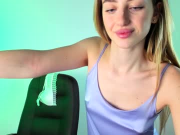 Naked cam girl lexa_coy image #3562770