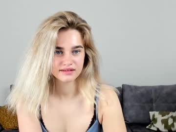 Naked cam girl super_pusichki image #2049143
