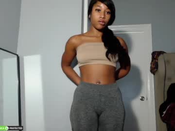 Naked cam girl gyalxoxo image #2890543