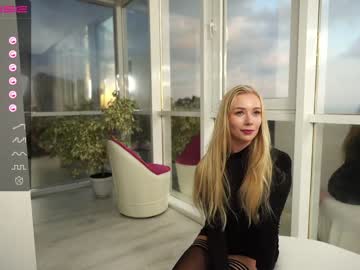 Naked cam girl vika54784 image #2832129