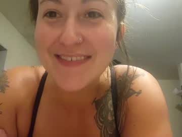 Naked cam girl walnut4u image #4022018