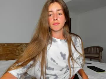 Naked cam girl coy_amina image #1569377