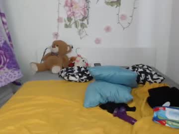 Naked cam girl karina_wow_bb image #2041691