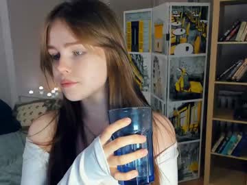 Naked cam girl feral_bery image #3946545