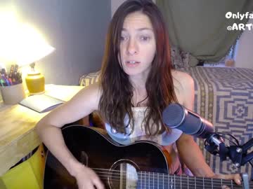 Naked cam girl artemisfit image #1946432