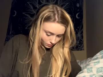 Naked cam girl princesshannnnn image #1020574