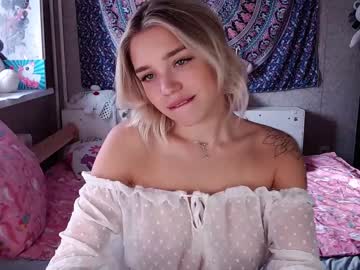 Naked cam girl babyfromtheforest image #3355124